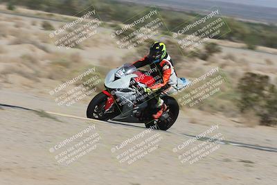 media/Oct-02-2025-Racers Edge (Thu) [[2c91cb6ab3]]/3-B Group/Session 1-Turn 9 Inside (1020am)/